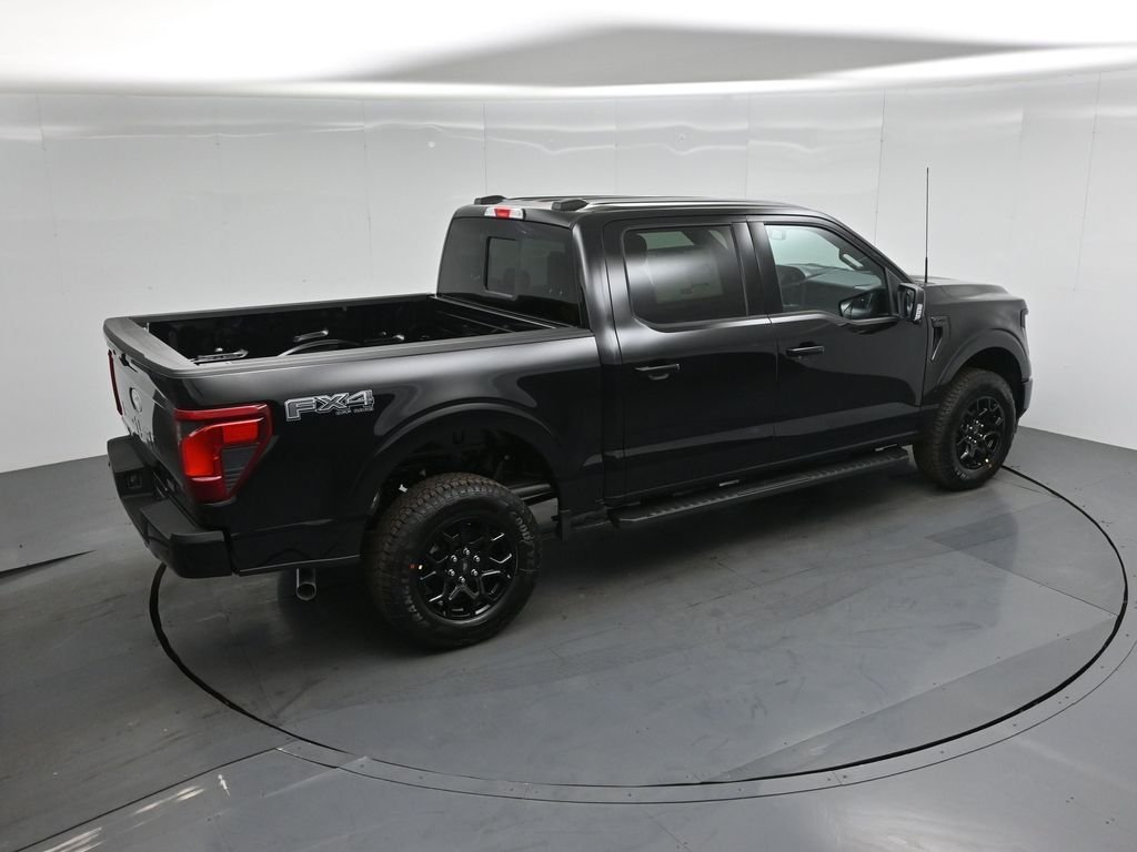 New 2026 Agate Black Metallic Ford XLT image 38