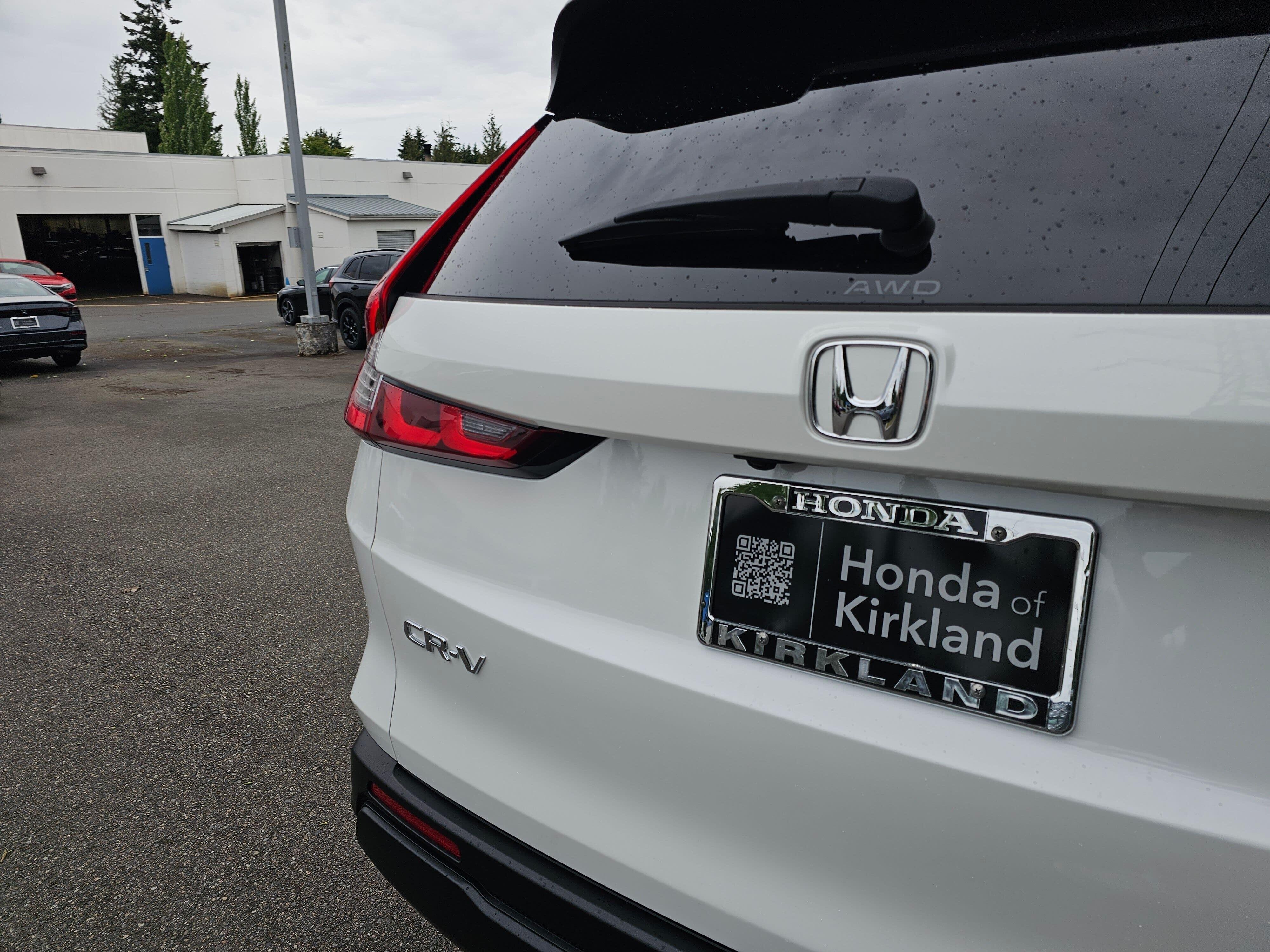 Used 2023 Platinum White Pearl Honda EX image 14