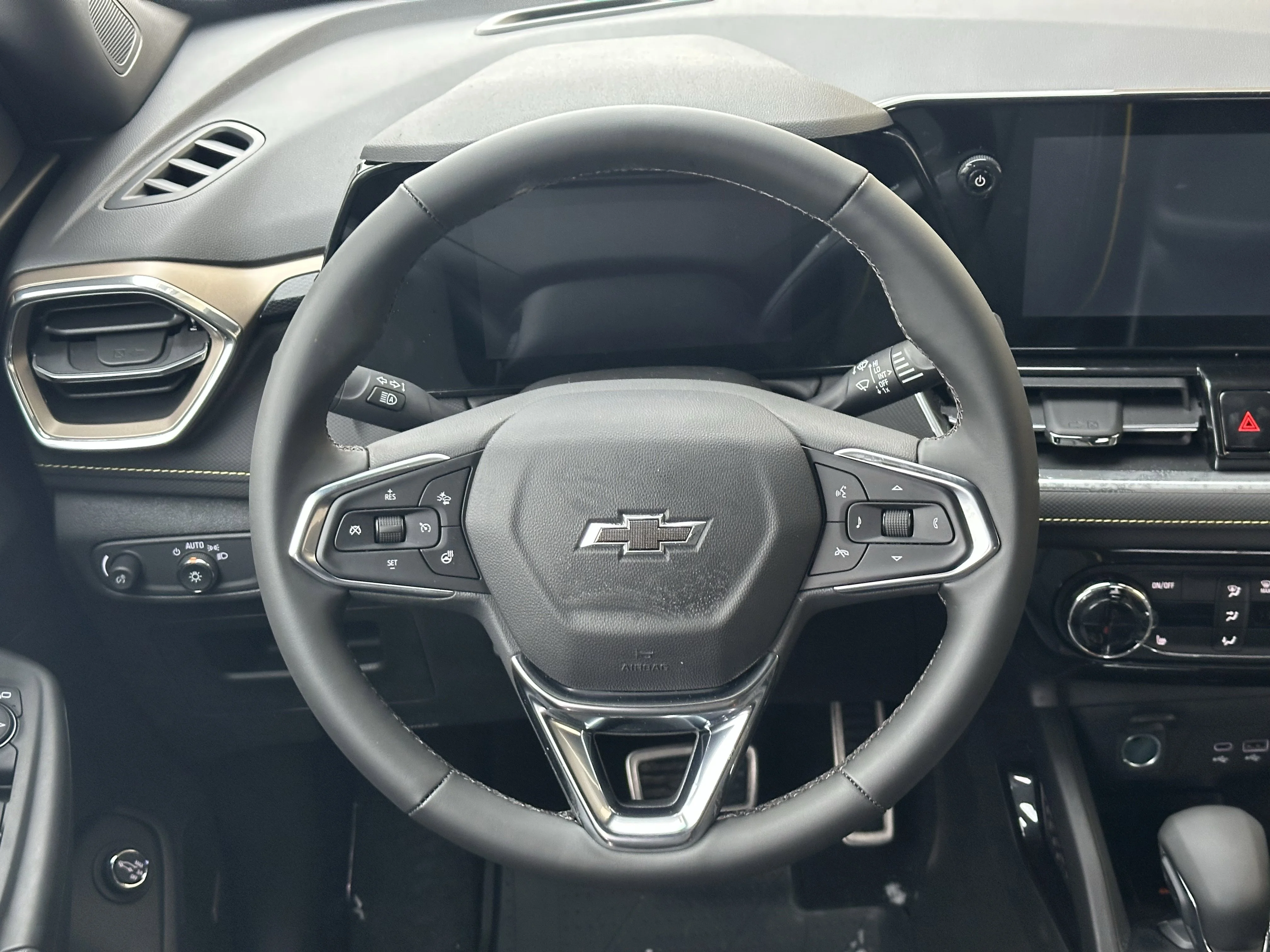 New 2026 Sterling Grey Metallic Chevrolet ACTIV image 12