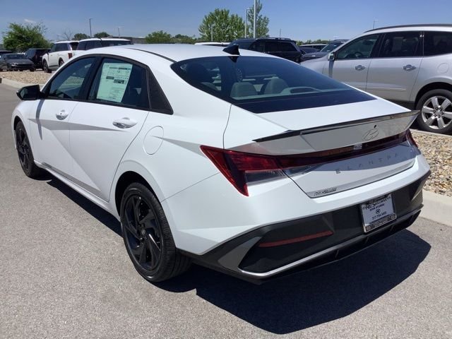 New 2026 White Pearl Hyundai SEL Sport image 7