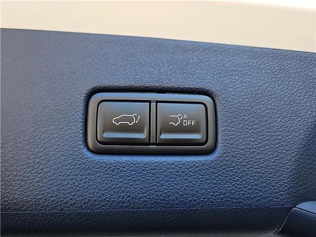 New 2026 Snow White KIA SX Passenger image 7