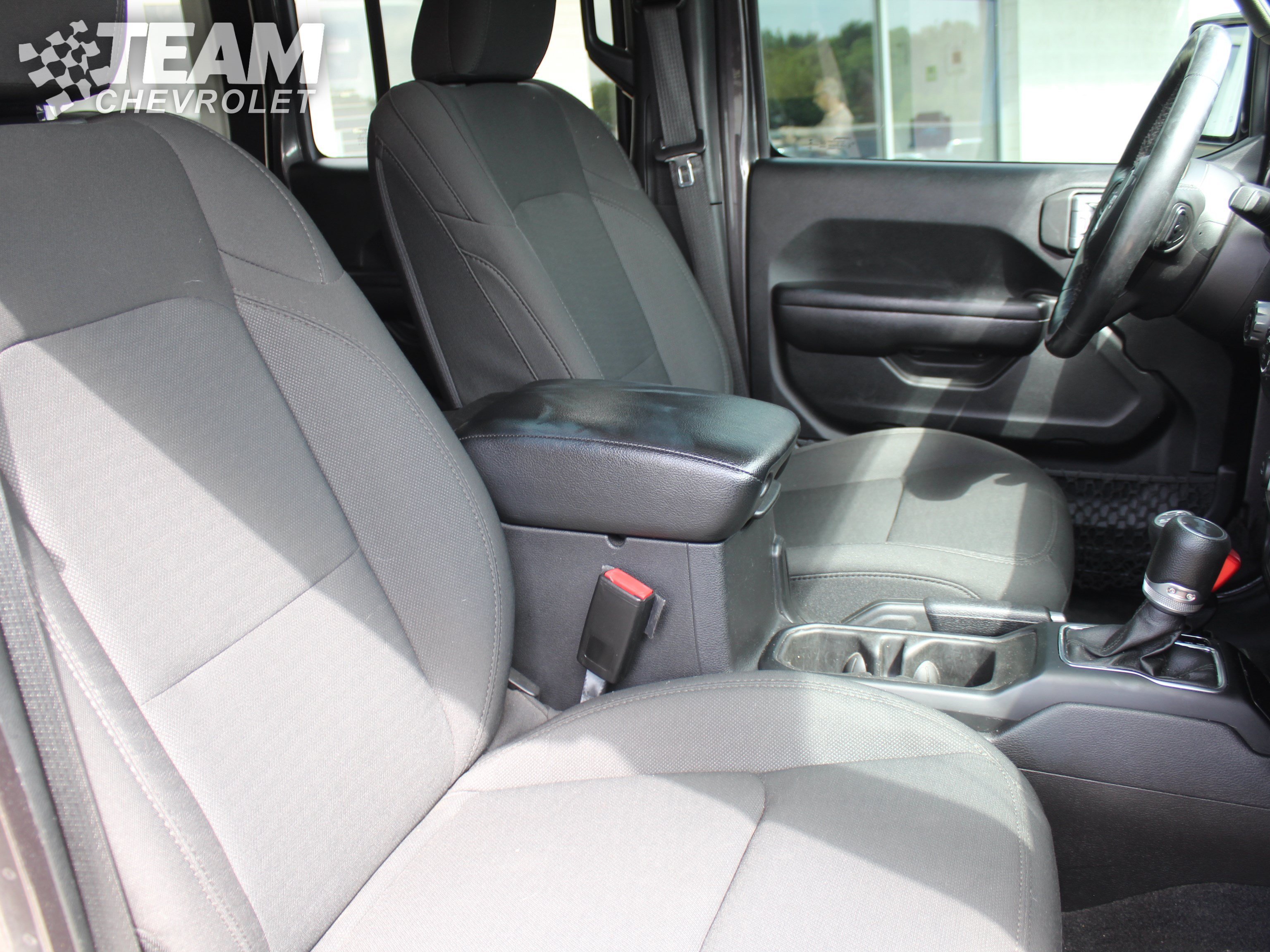 Used 2021 Gray Jeep Sport Altitude 4x4 image 29