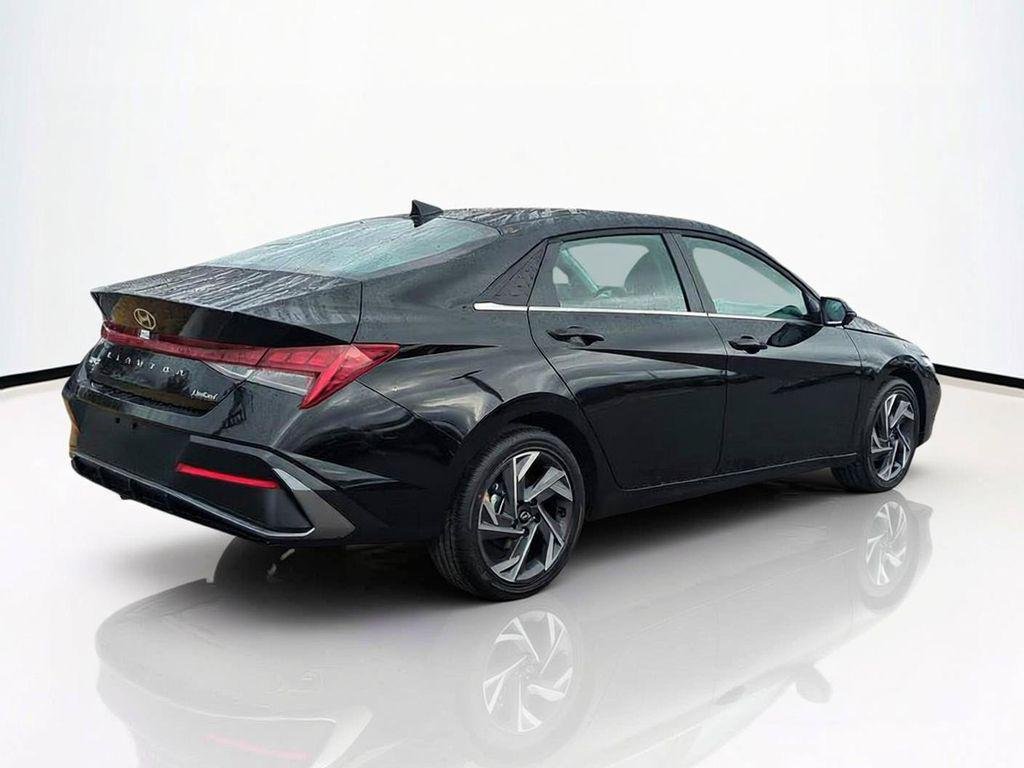 New 2026 Black Hyundai Limited image 5