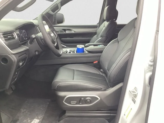 New 2027 Ghost Jeep LIMITED ALTITUDE 4X4 image 9