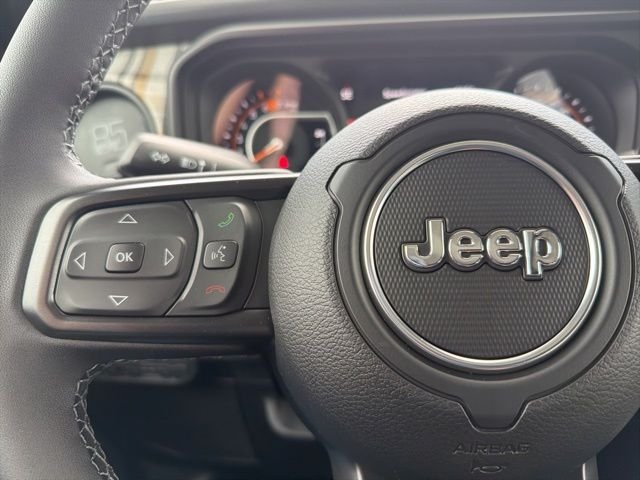 New 2026 Granite Crystal Metallic Clear-Coat Exterior Paint Jeep 85th Anniversary Edition image 25
