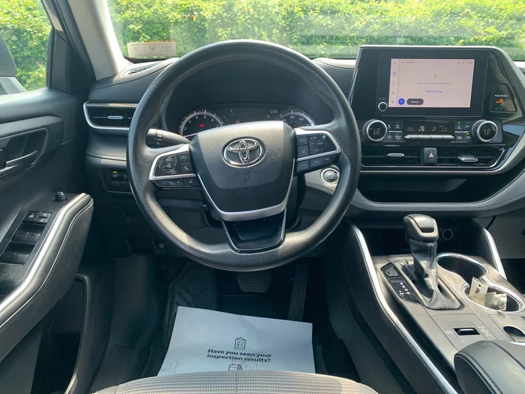 Used 2023 Gray Toyota L image 17