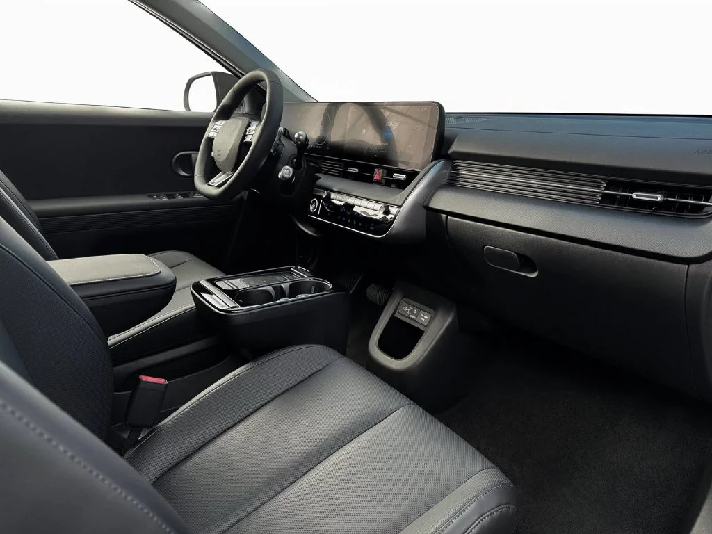 New 2026 Gray Hyundai SEL image 16