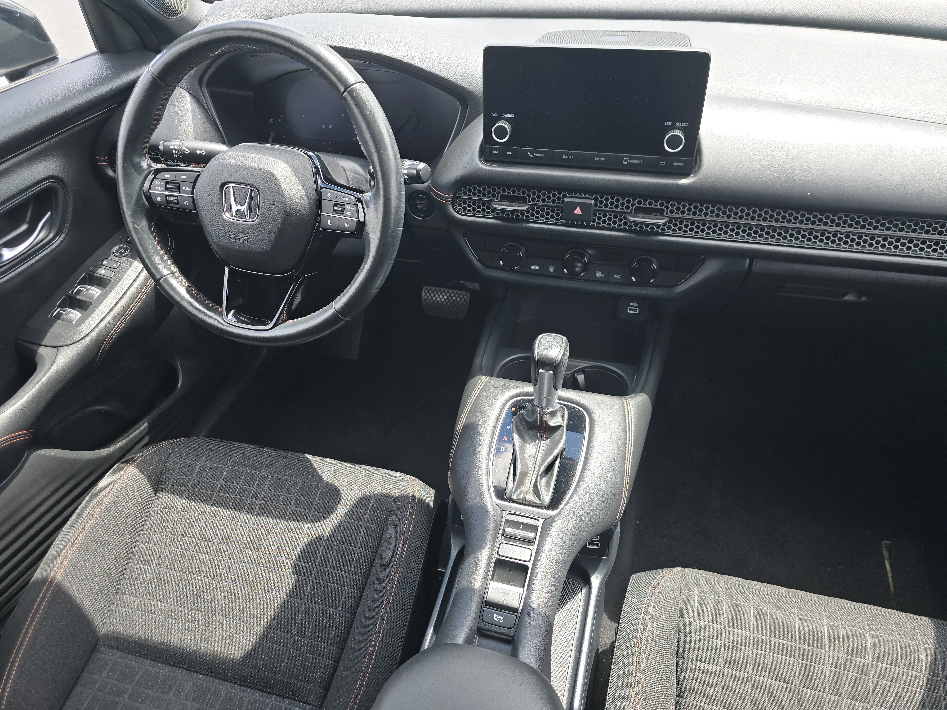 Used 2023 Platinum White Pearl Honda Sport image 19