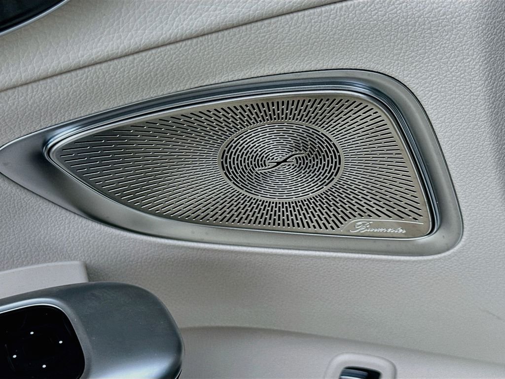 Certified Used 2026 White Mercedes-Benz C 300 image 19