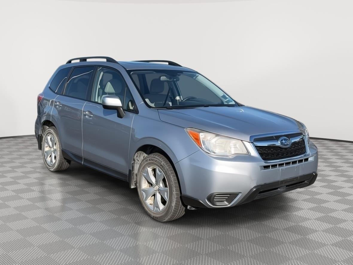 Used 2015 Ice Silver Metallic Subaru 2.5i Premium image 1