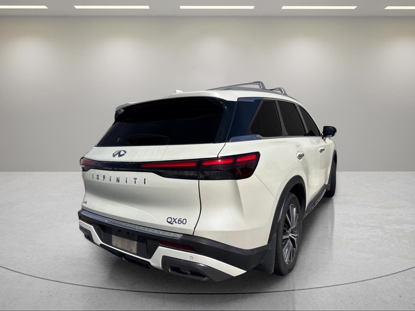 Used 2024 Majestic White INFINITI SENSORY image 14