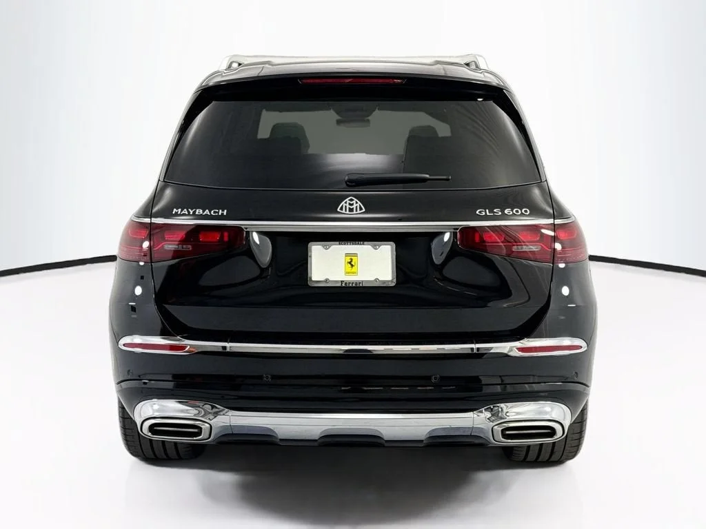 Used 2025  Mercedes-Benz Maybach GLS 600 image 6