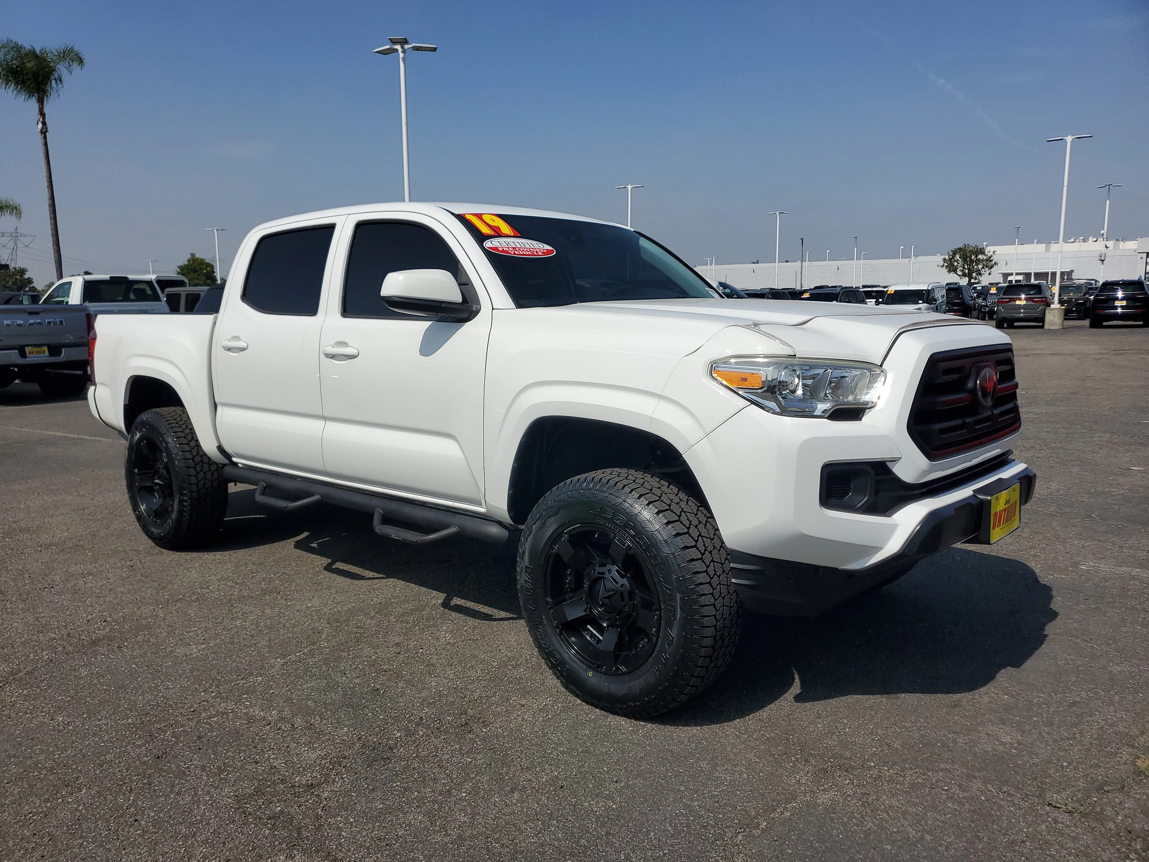 Certified Used 2019 White Toyota SR image 28