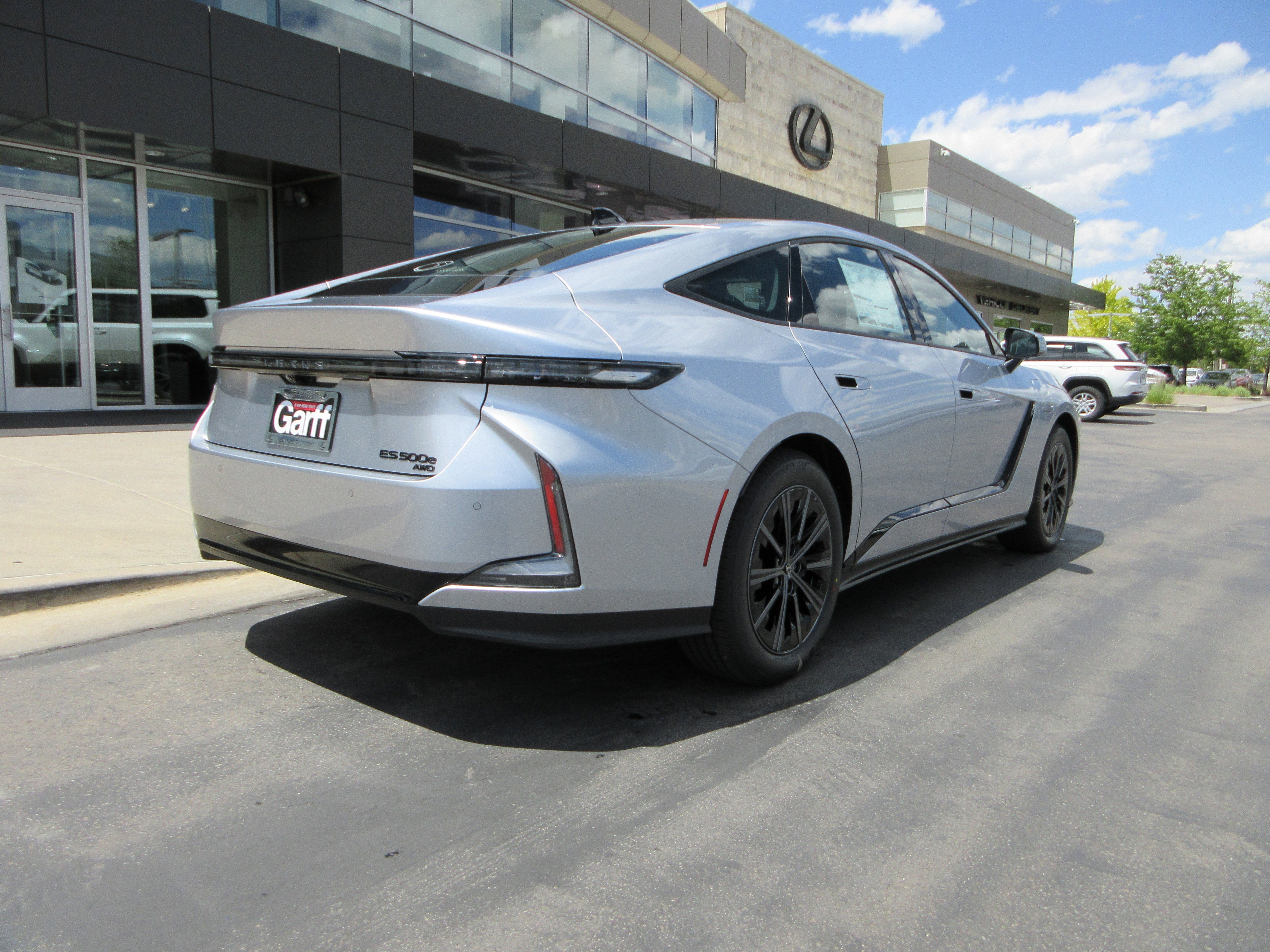 New 2026 Iridium Lexus PREMIUM AWD image 9