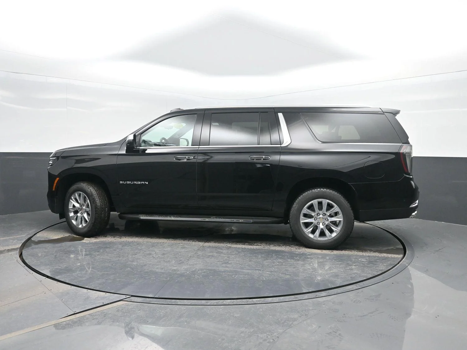 2026 Chevrolet Suburban Premier - Photo 48