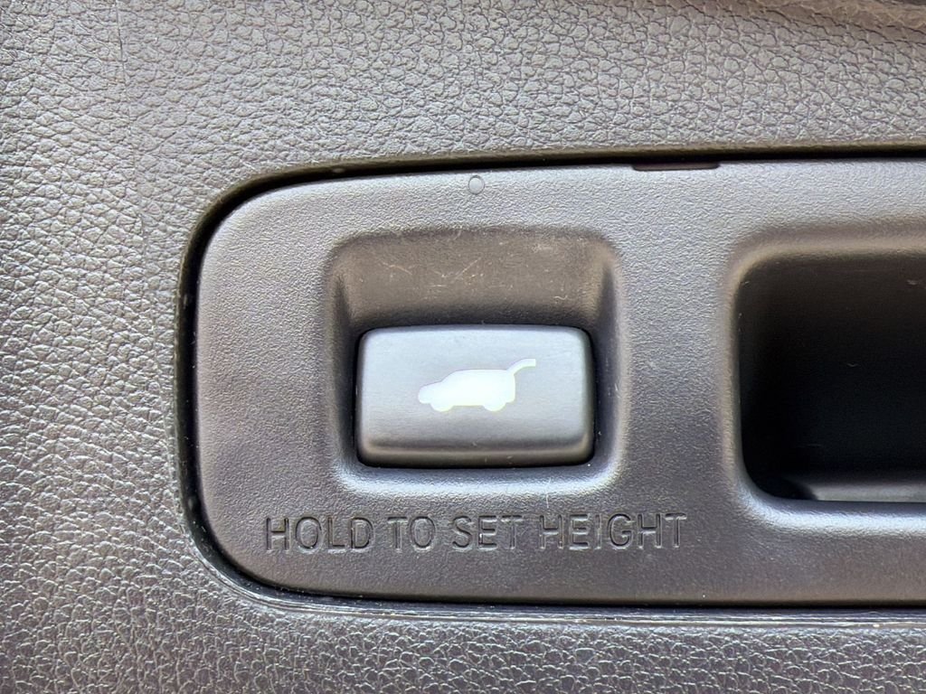 Used 2020  Honda EX-L image 27