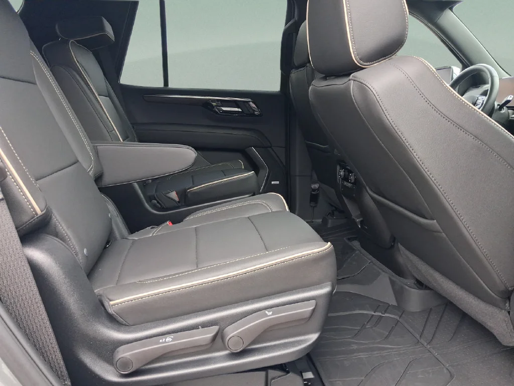 Used 2026 Gray Chevrolet Premier image 26