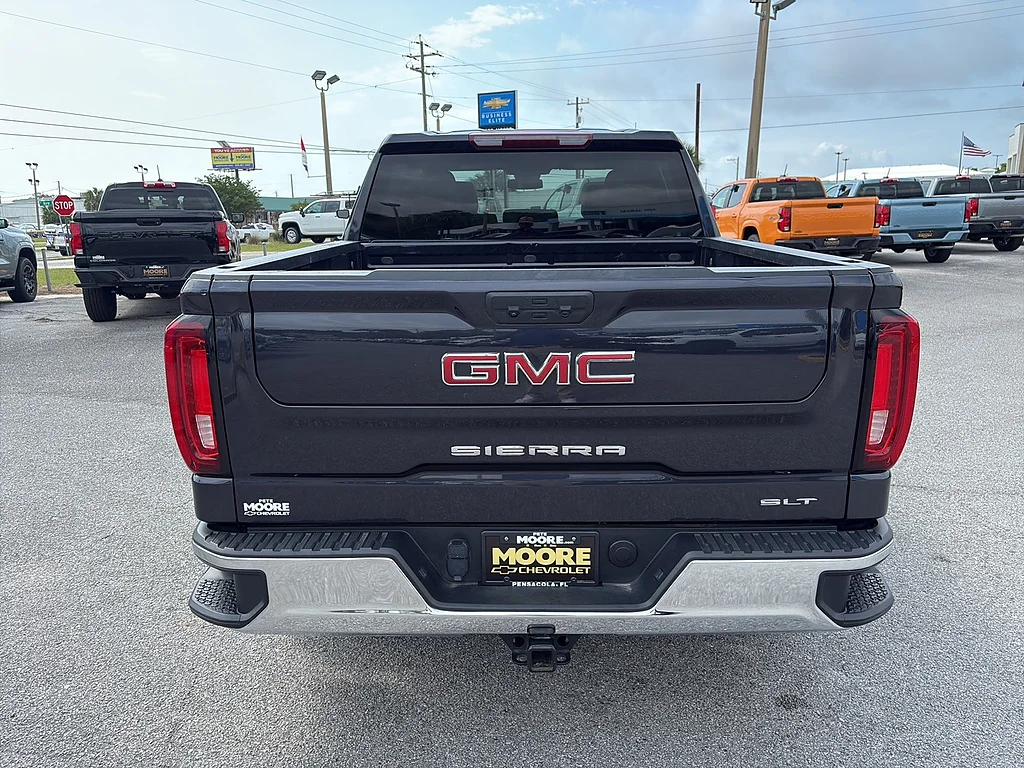 Used 2025 Titanium Rush Metallic GMC SLT image 7