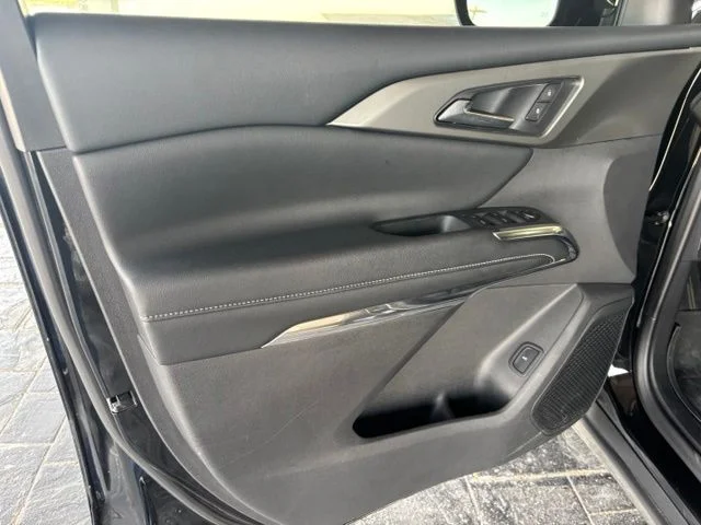 Used 2025 Black Chevrolet LT image 9