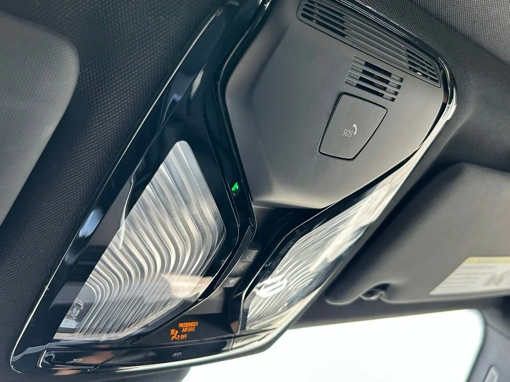 Used 2025 Gray BMW 330i image 25
