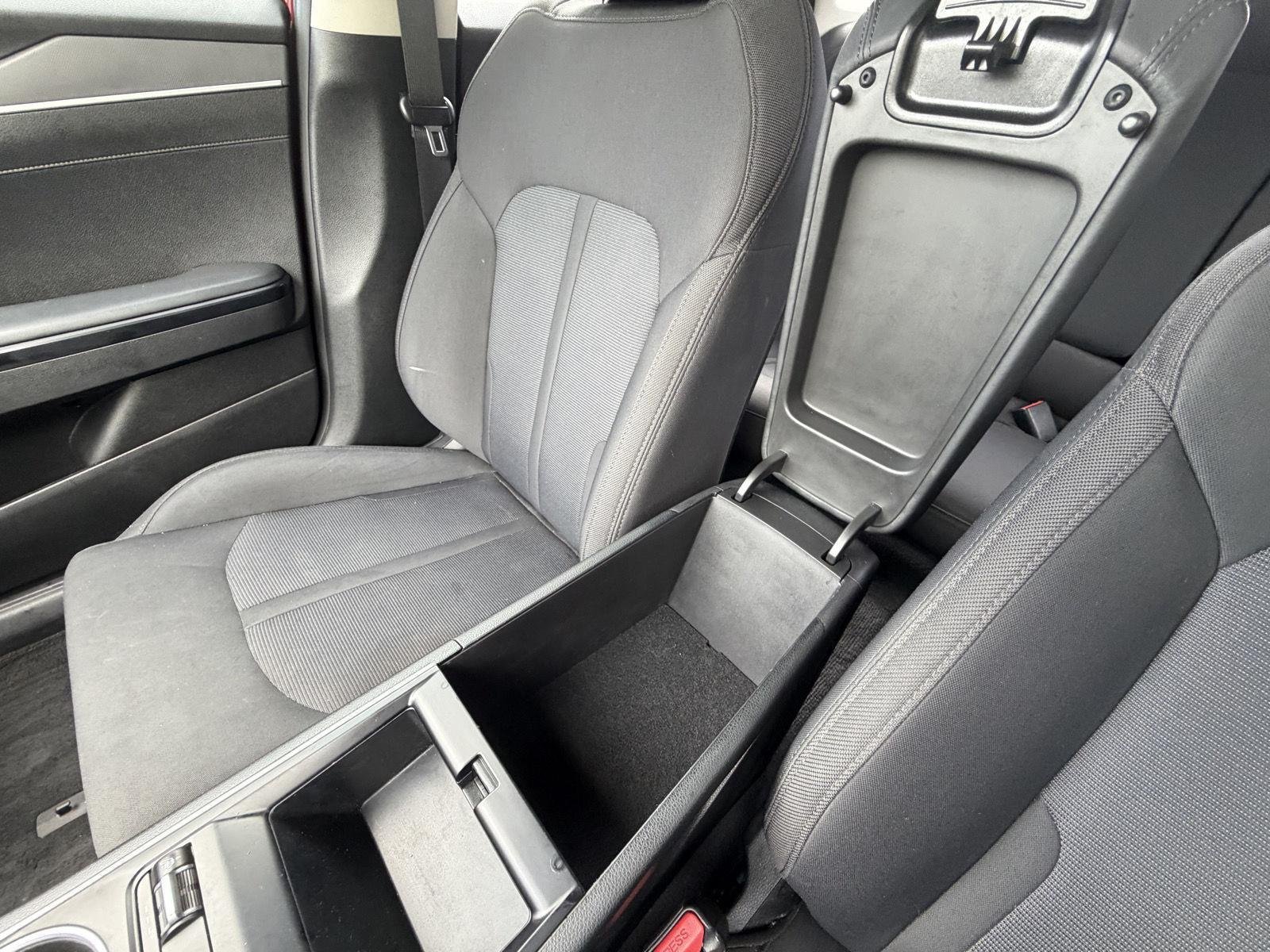 Used 2021 Passion Red Tintcoat Kia LXS image 13