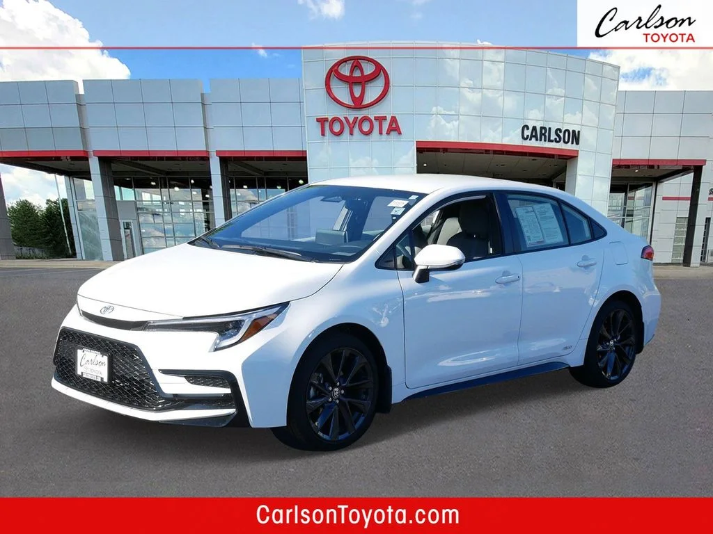 2026 Toyota Corolla SE Hybrid CVT AWD's photo