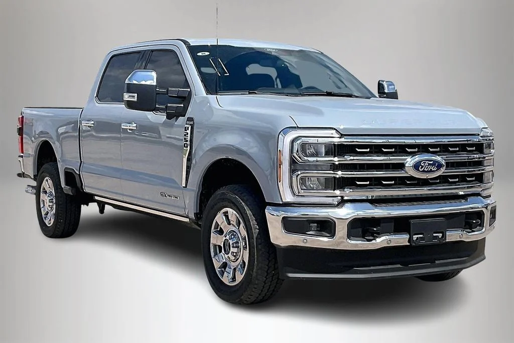 New 2026 Ford Super Duty F-250 King Ranch 4D Crew Cab