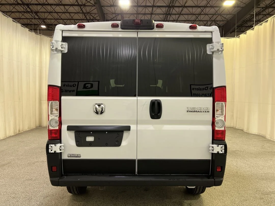 New 2026 Bright White Clearcoat RAM Tradesman 1500 Low Roof 136 WB w/Pass Seat image 7