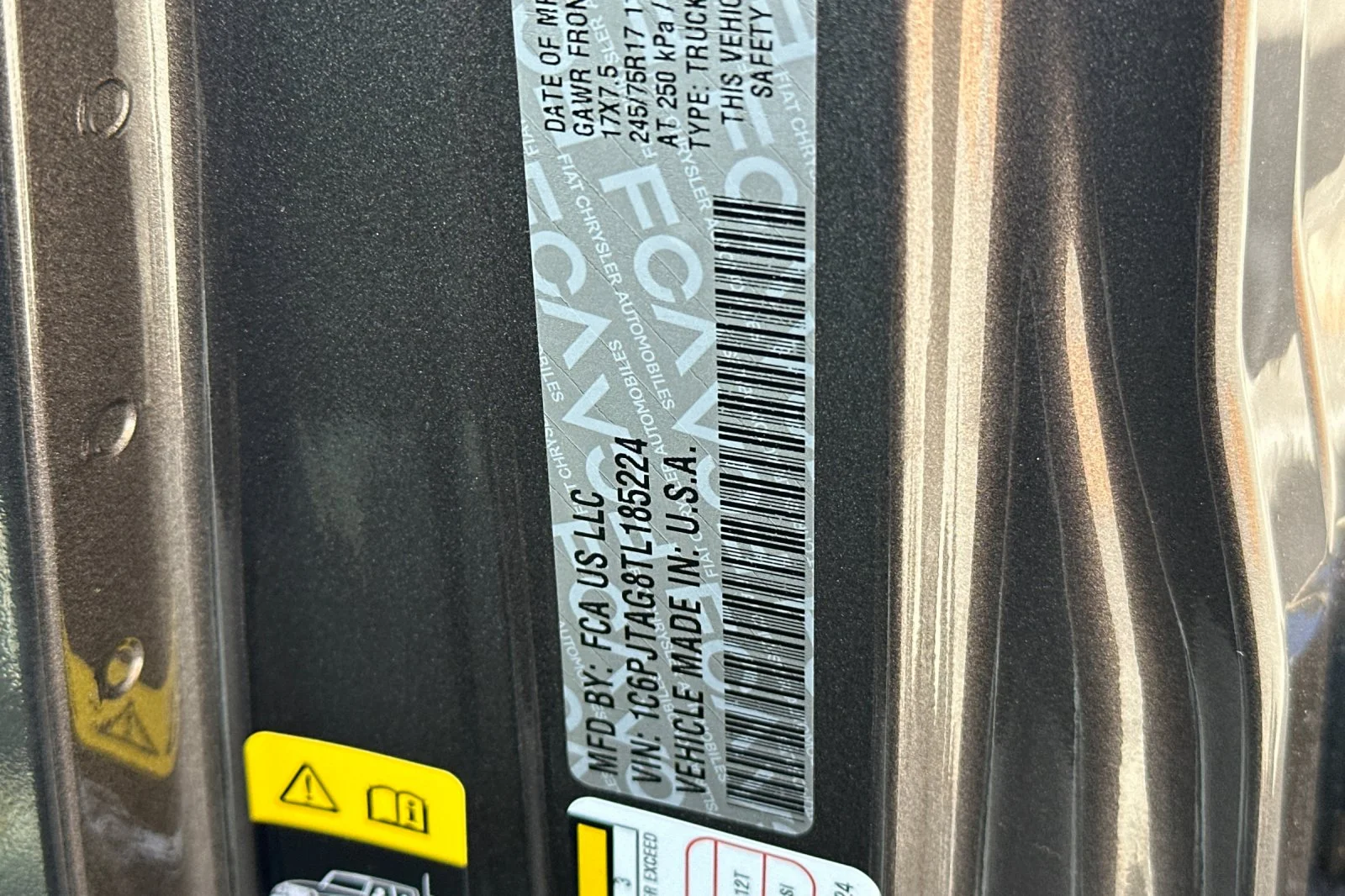 New 2026 Granite Crystal Metallic Clear-Coat Exterior Paint Jeep 85th Anniversary Edition image 27