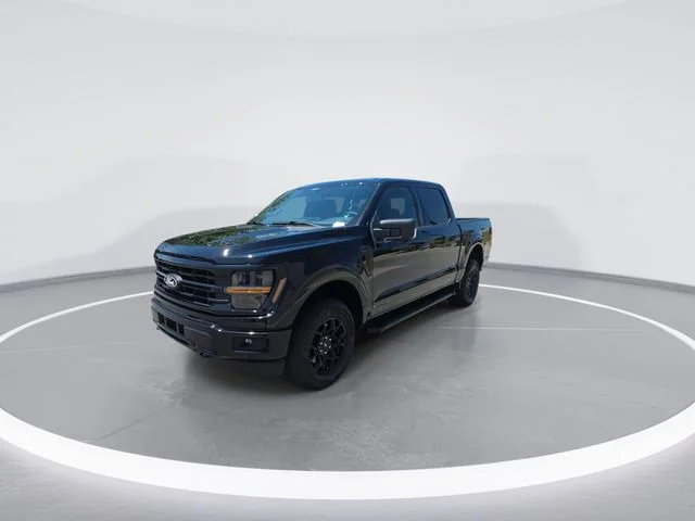 Used 2024 Black Ford XLT image 4