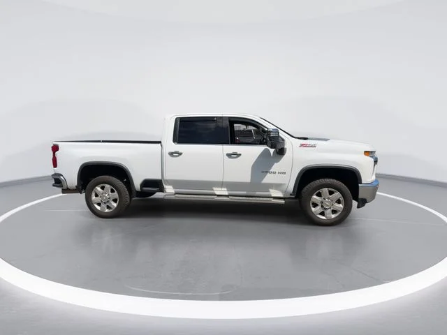 Used 2021 White Chevrolet LTZ image 9