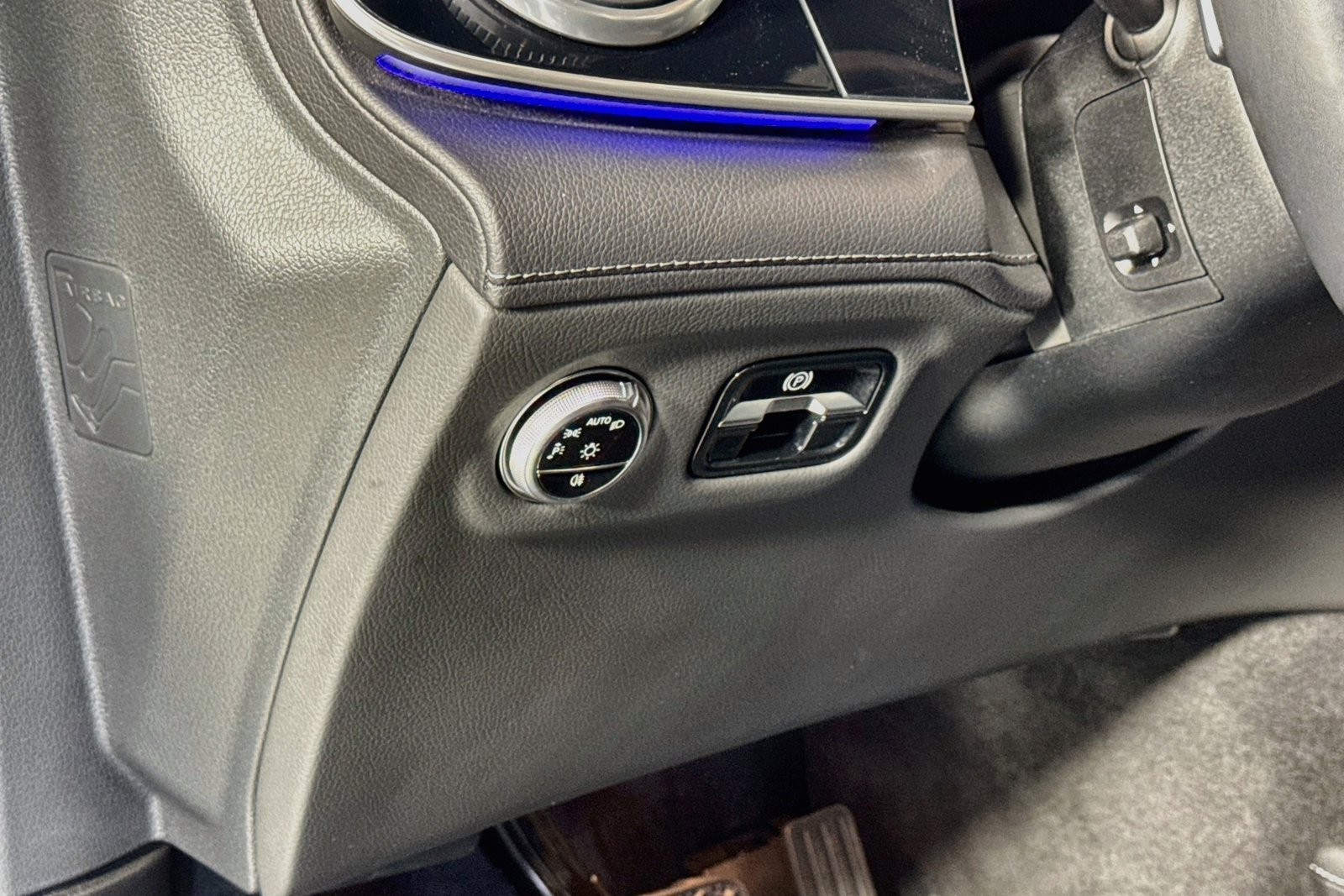 Certified Used 2024 Twilight Blue Metallic Mercedes-Benz EQS 450 image 10