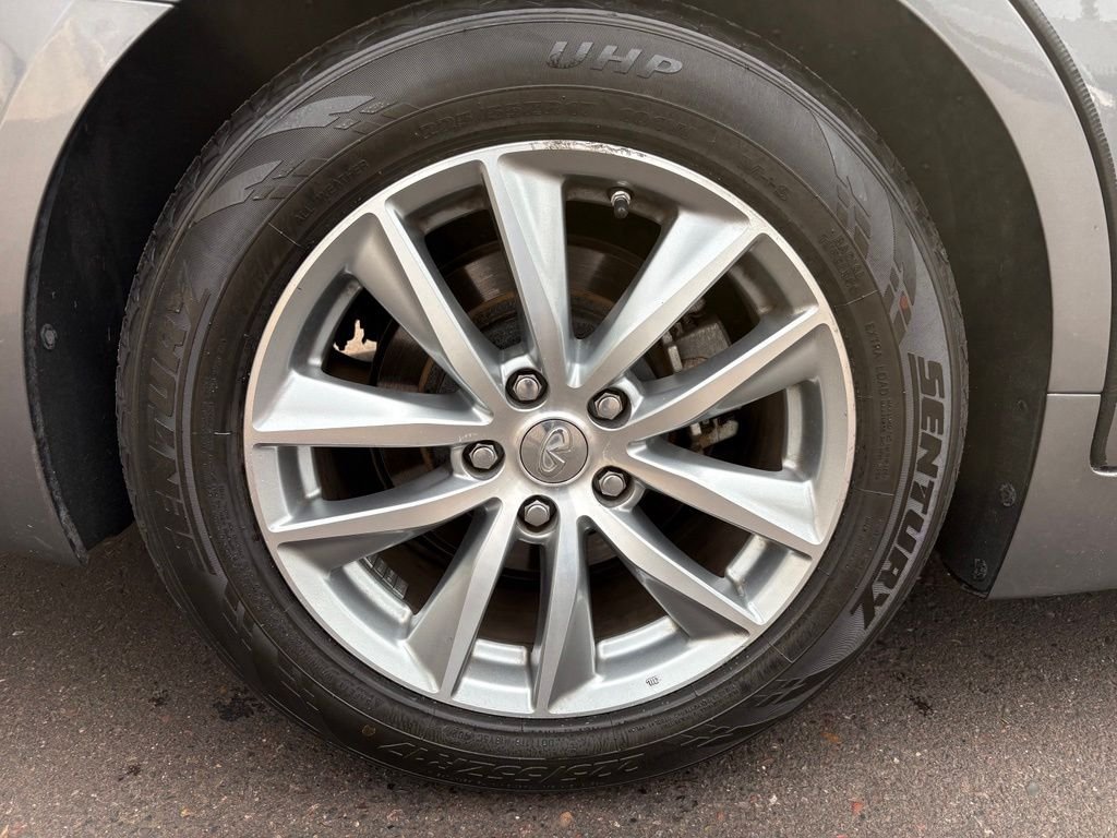 Used 2016 Gray INFINITI 2.0t Premium image 7