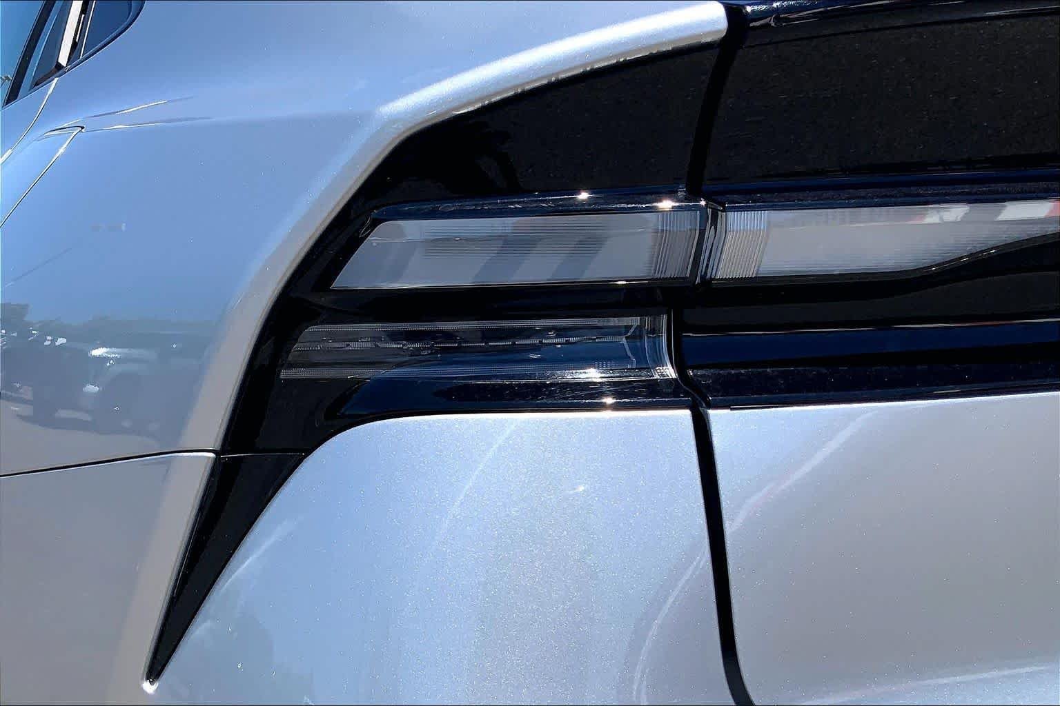 2026 Toyota Prius Plug-in Hybrid XSE Premium - Photo 14