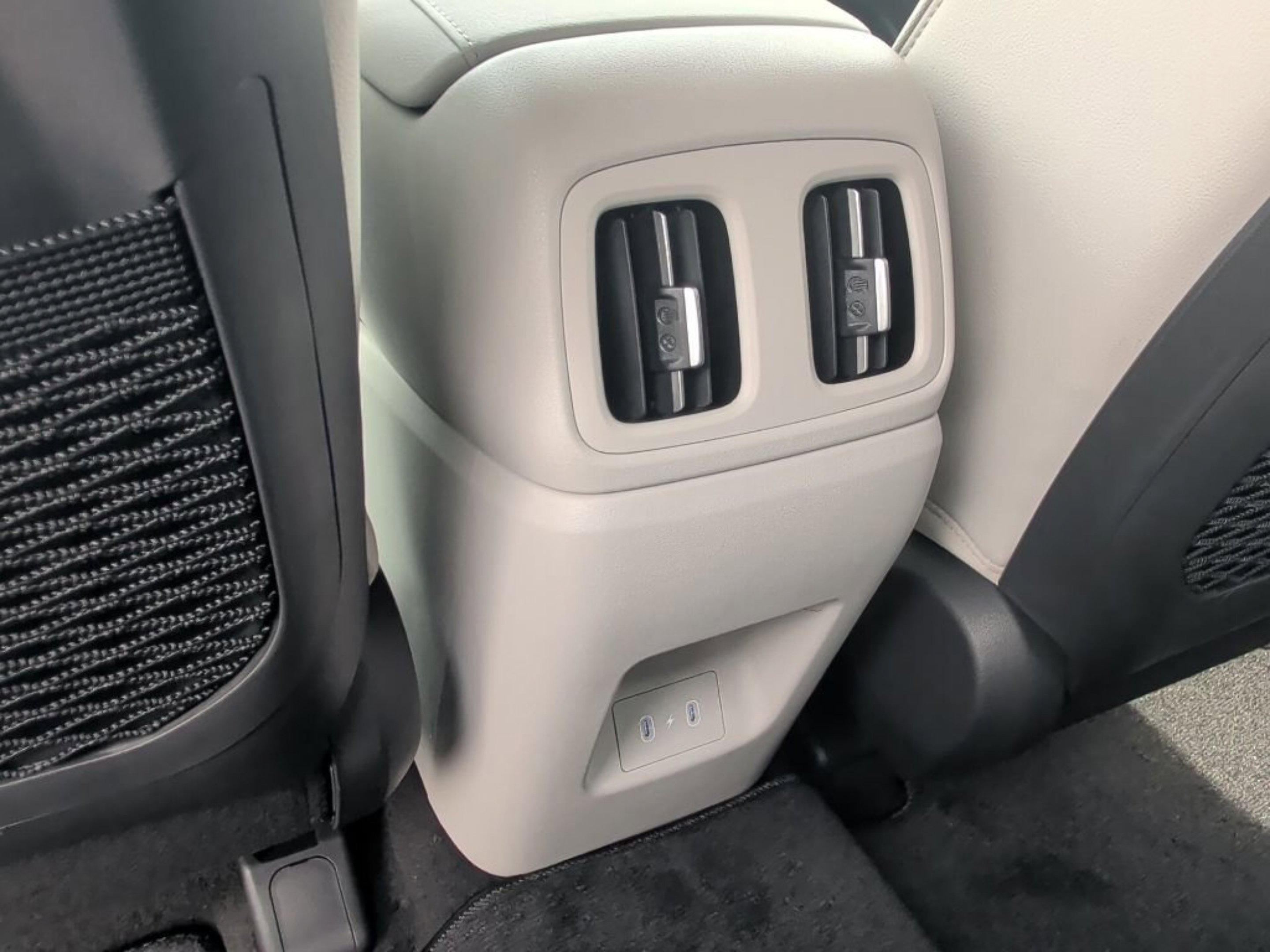 New 2026 Rockwood Green Hyundai Limited image 33