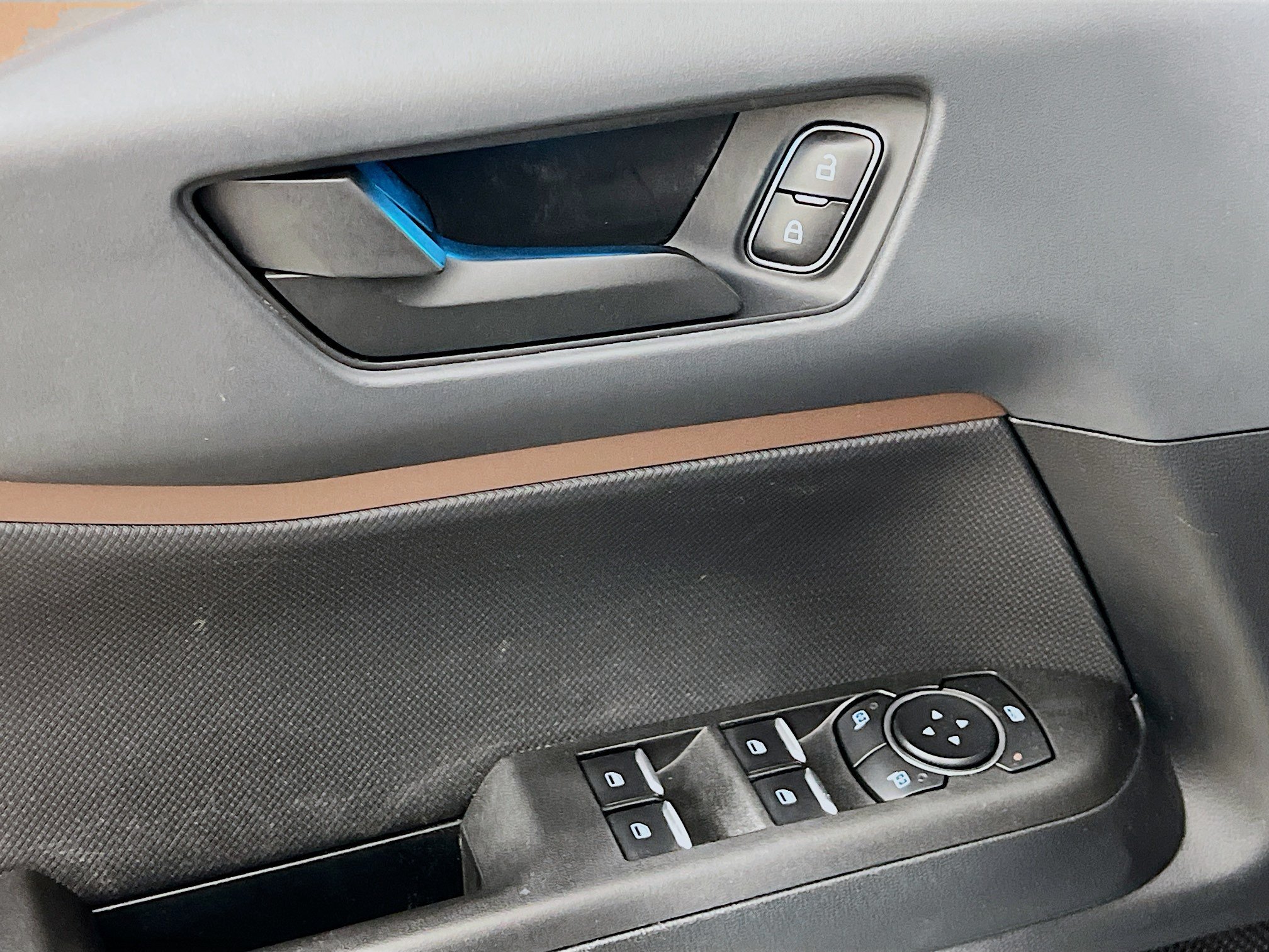 Used 2021 Blue Ford OUTER BANKS image 9