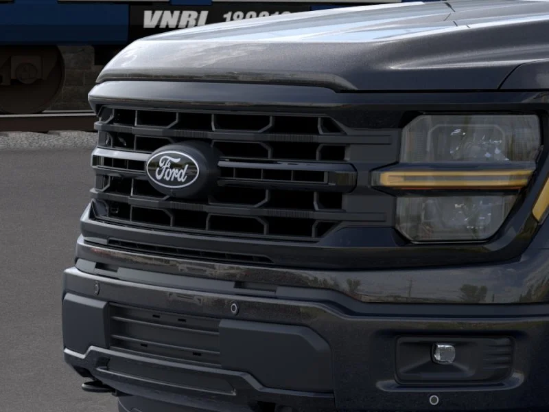 New 2026 Agate Black Metallic Ford XLT image 38