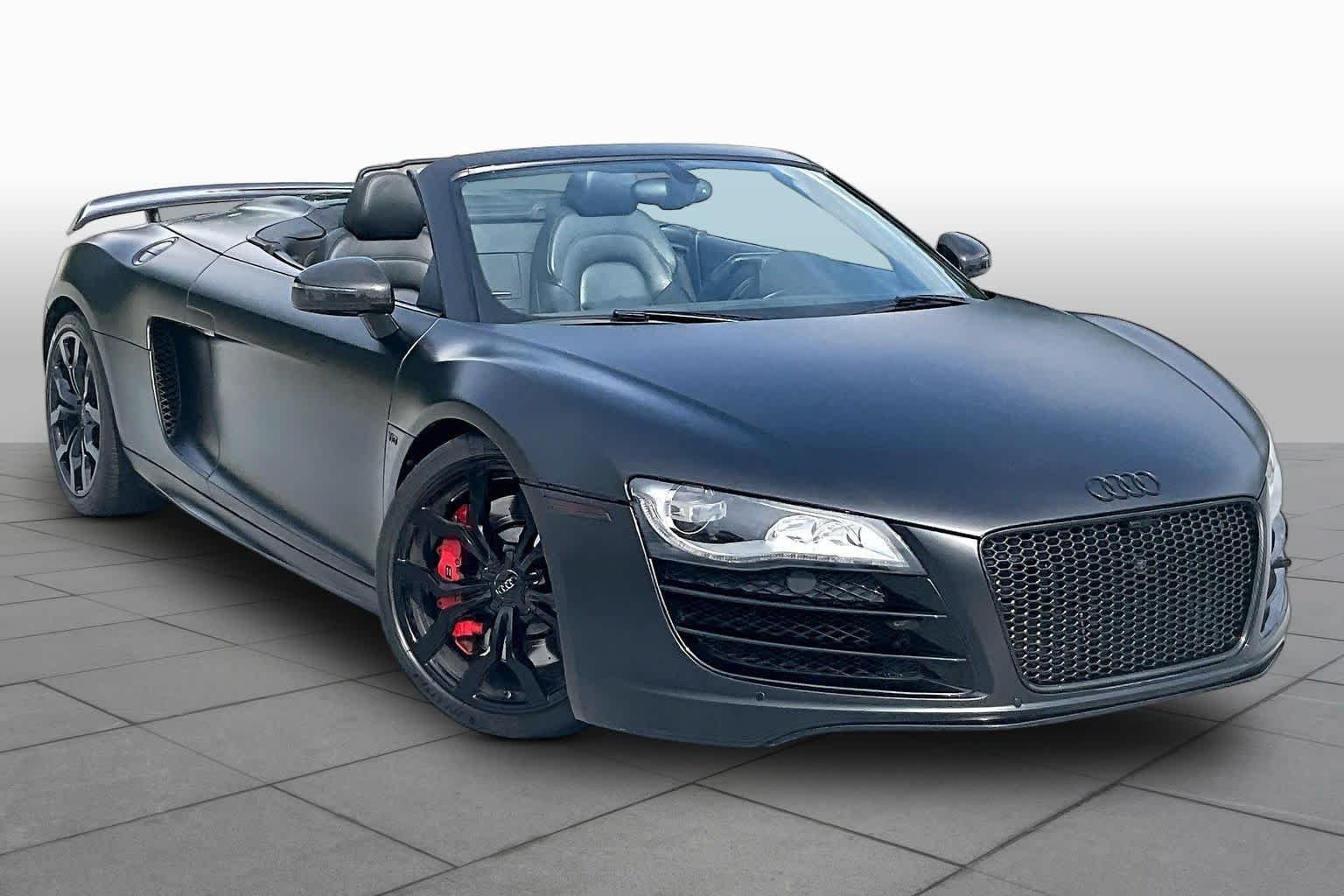 Pre-Owned 2011 Audi R8 5.2L