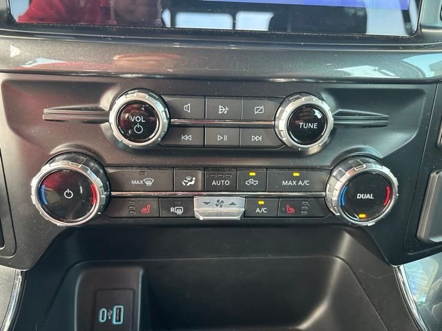 Used 2023 White Ford XLT image 10