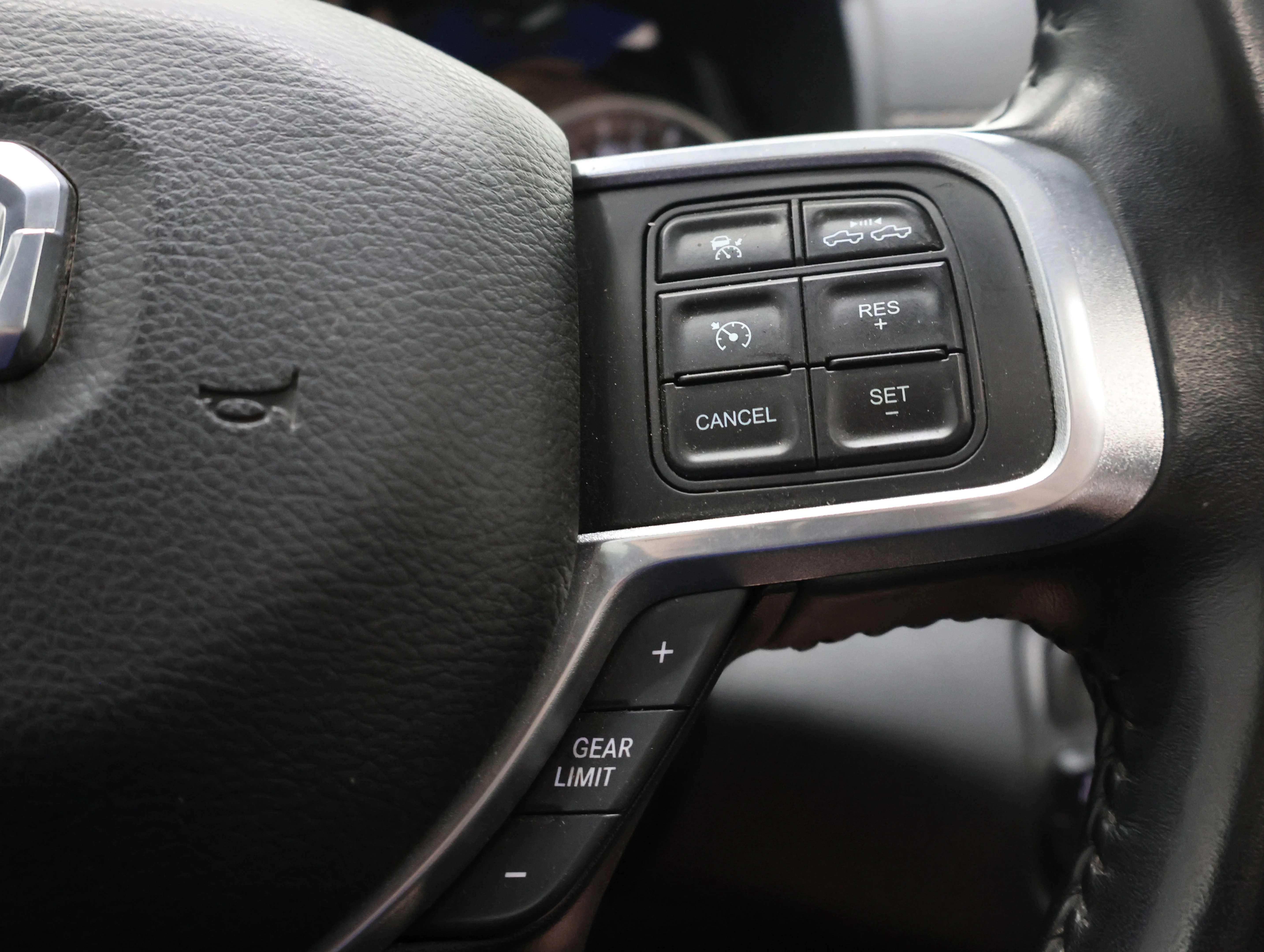 Used 2020 Billet Silver Metallic Clearcoat Ram Laramie image 14