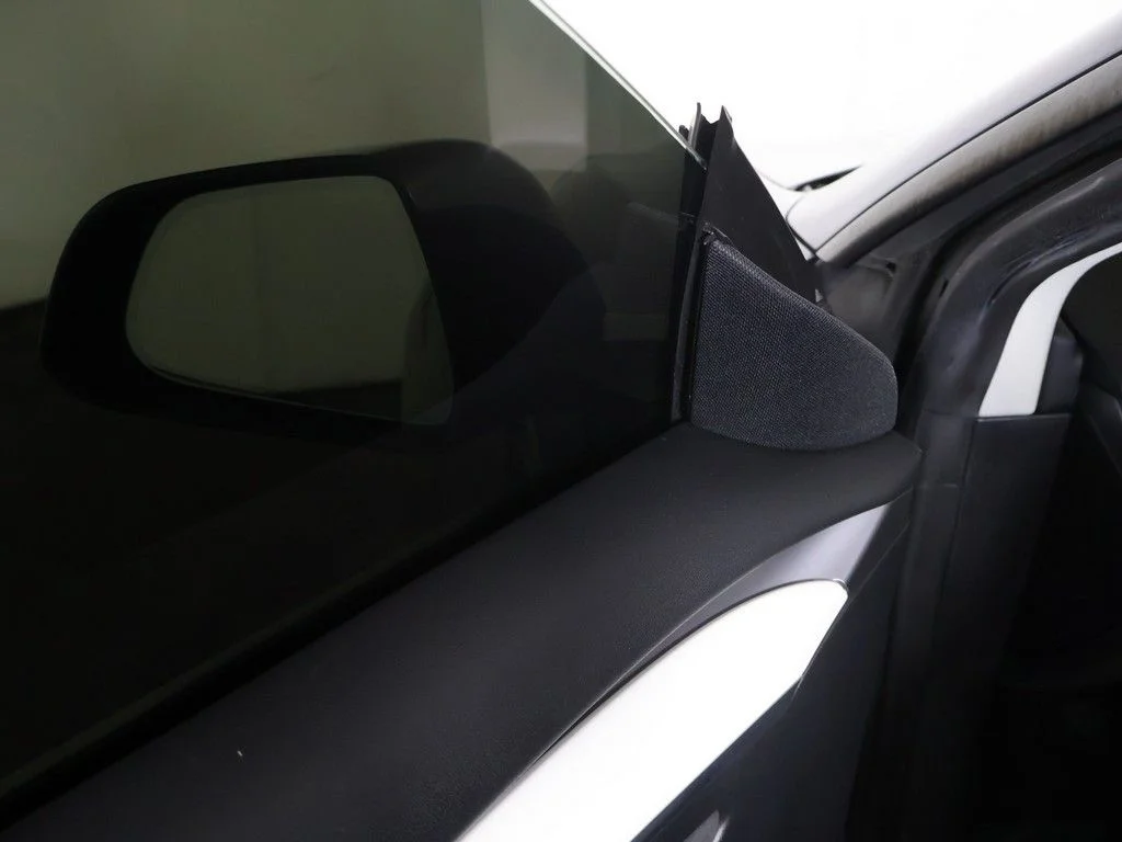 Used 2022 Silver Tesla Long Range image 37