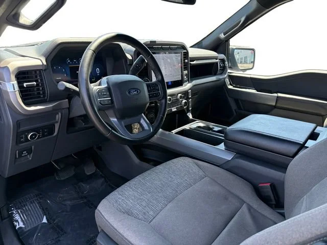 Used 2024 White Ford XLT image 12