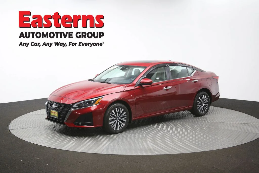 Used 2023 Red Nissan 2.5 SV image 55