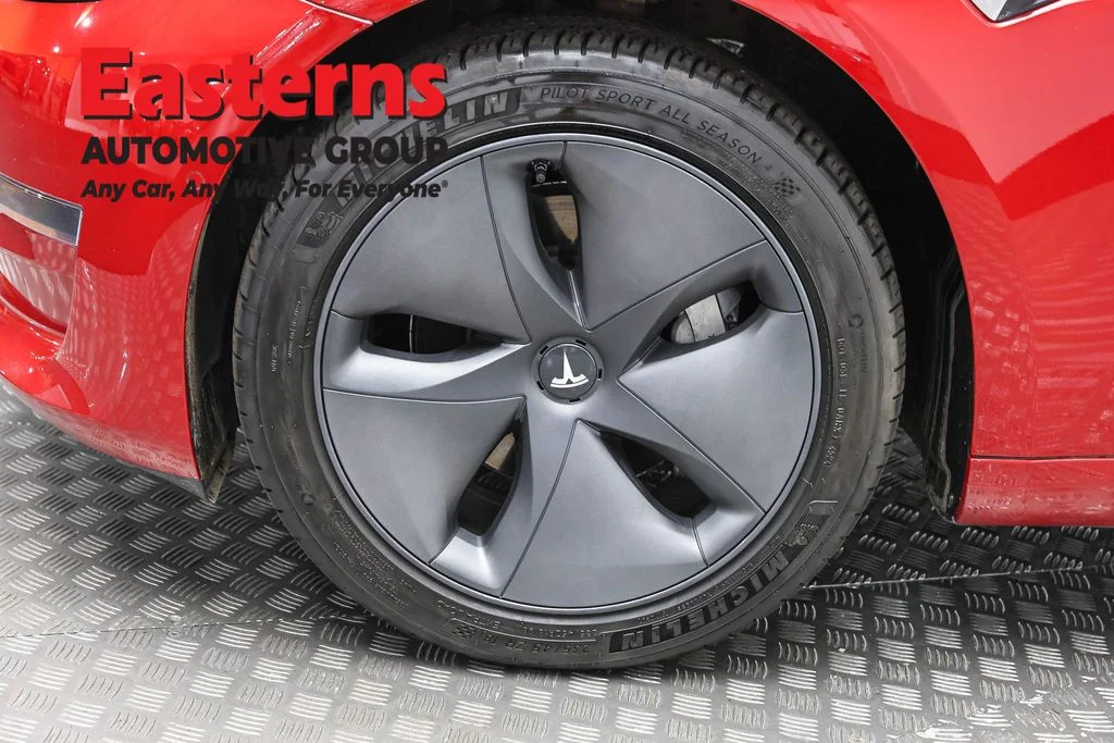 Used 2018 Red Tesla Long Range image 26