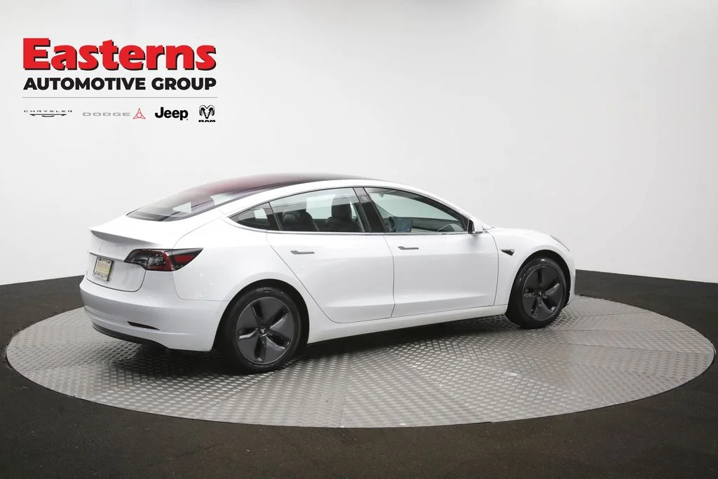 Used 2018 White Tesla Long Range image 36