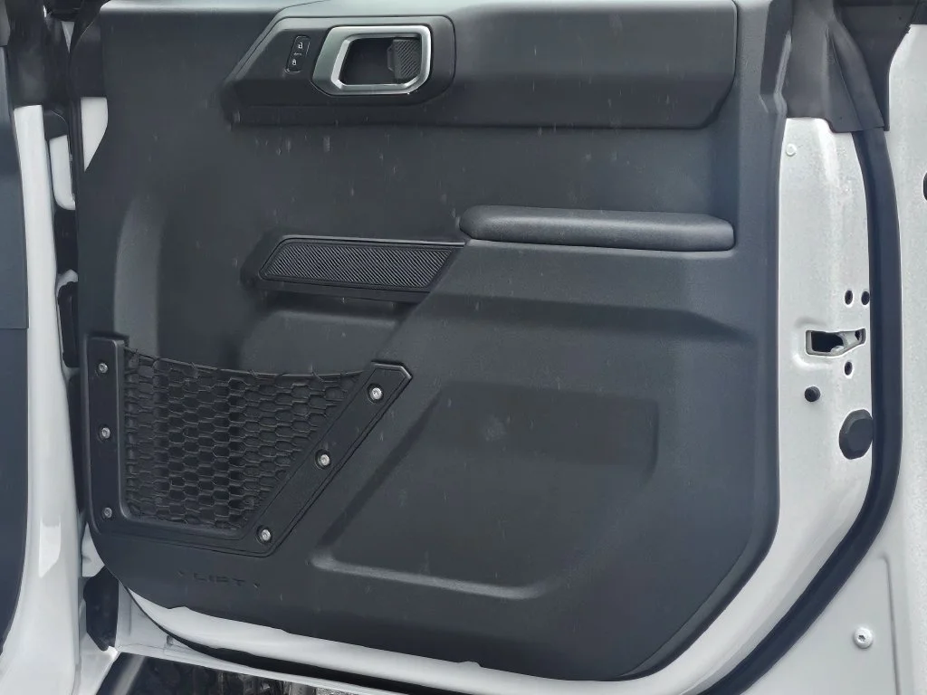 New 2026 Oxford White Ford Badlands® image 35
