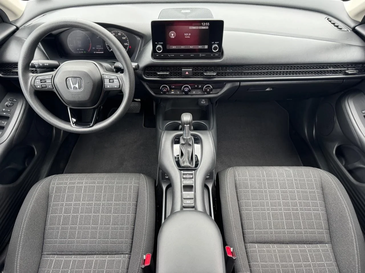 2025 Honda HR-V LX - Photo 12