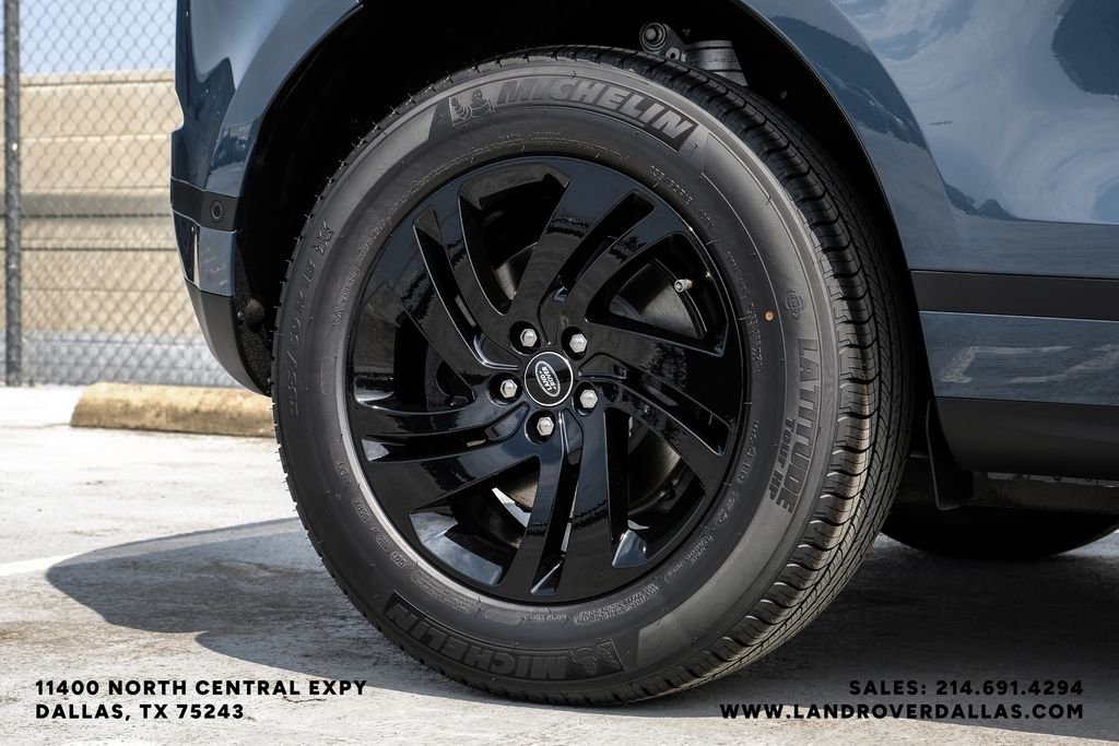 New 2026 Tribeca Blue Metallic Land Rover S image 54