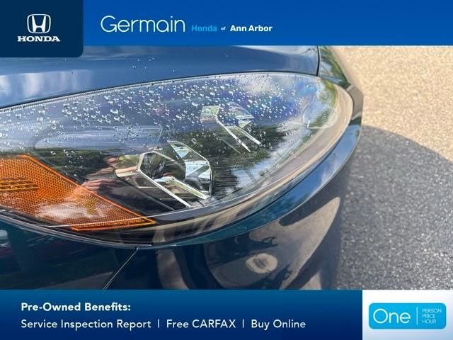 Used 2020 Green Metallic Ford SEL image 4