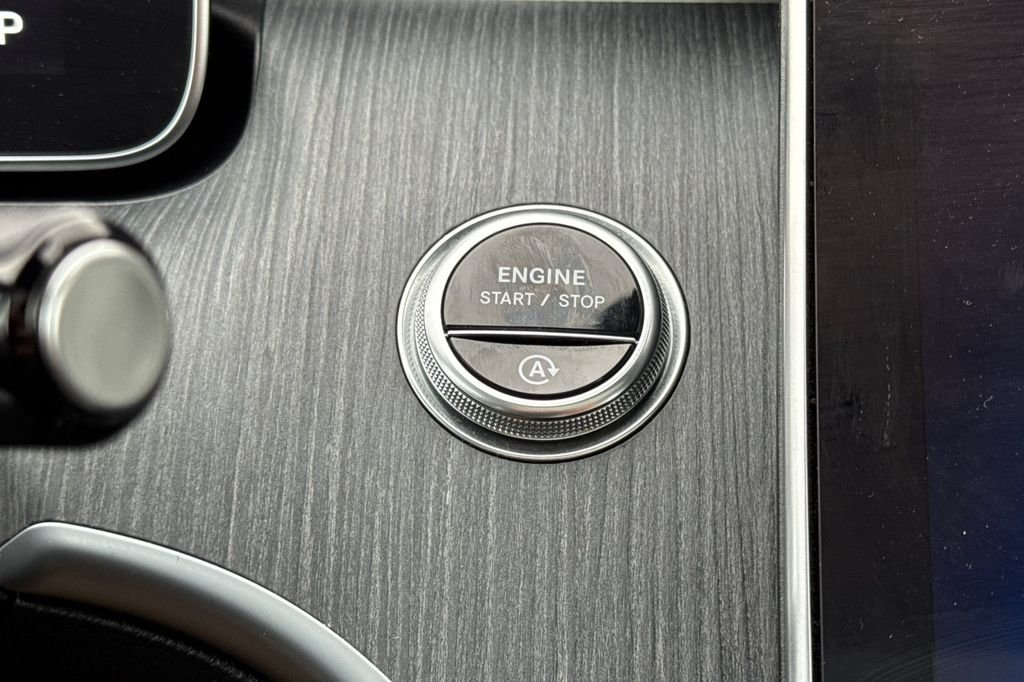 2024 Mercedes-Benz C-Class Sedan C 300 - Photo 25